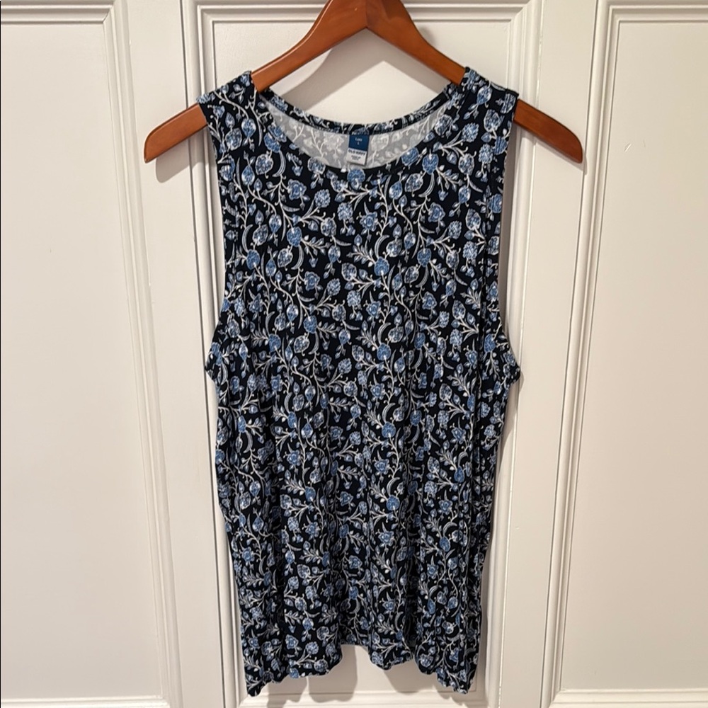 Floral Sleeveless Loose Fit Top